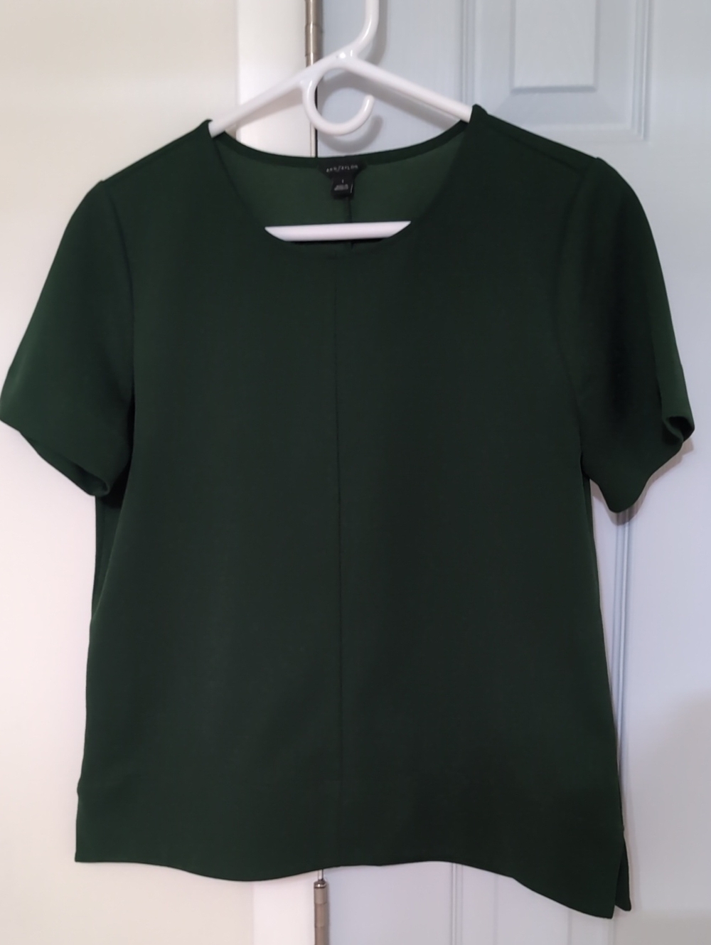Ann Taylor Dark Green Short Sleeve Top Size Small